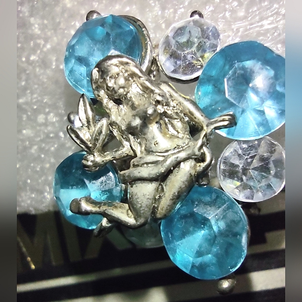 Exotic Woman in Blue Glass Rhinestones Clip Earrings